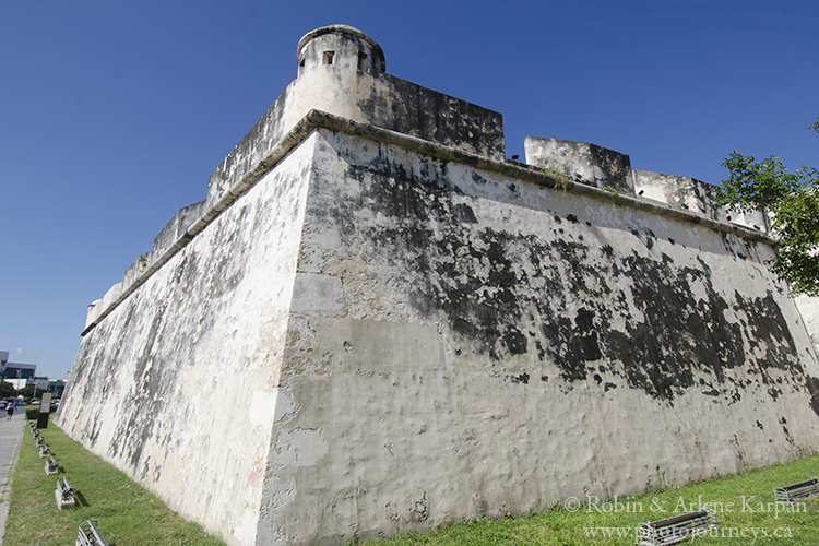 Fortified city walls, Campeche