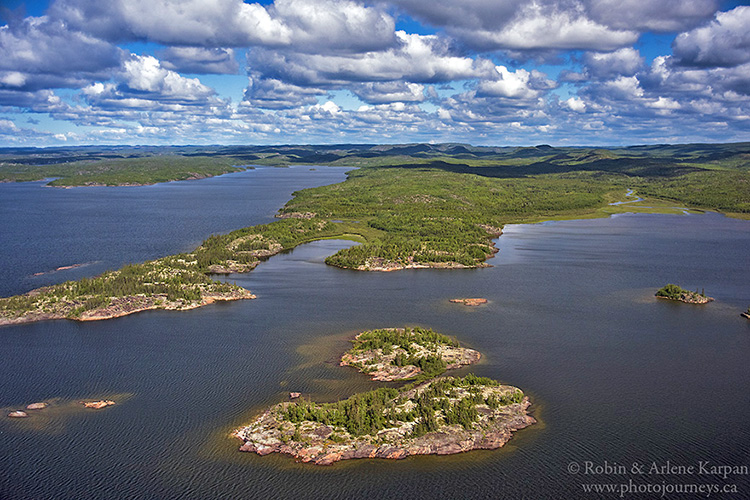Rocky islands and bays on the north shore of Lake Athabasca