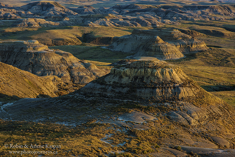 Killdeer Badlands, Grasslands National Park, Saskatchewan